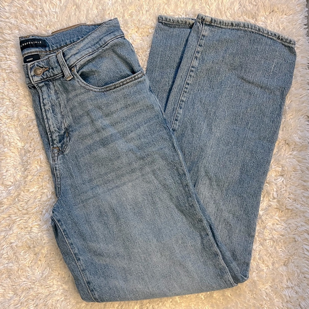 Aeropostale Classic Denim Straight Baggy Jeans